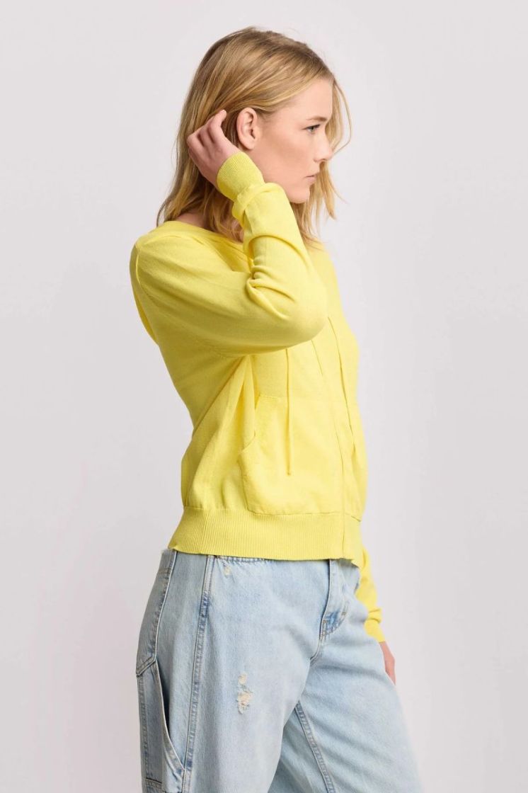  JAUNE