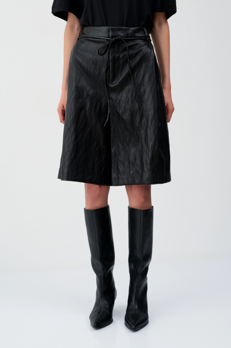 0056-0241001 Noir